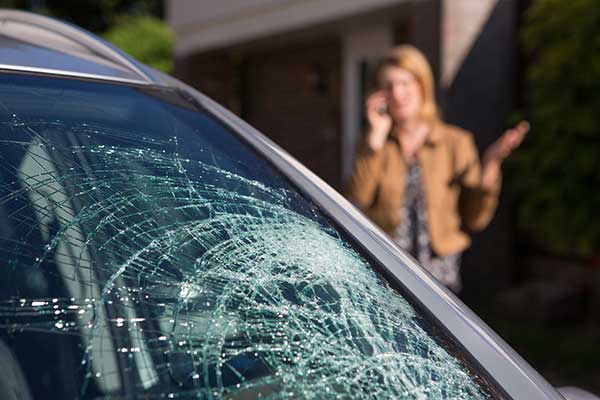 How Do You Determine If the Windshield Can Be Fixed or Must Be Replaced